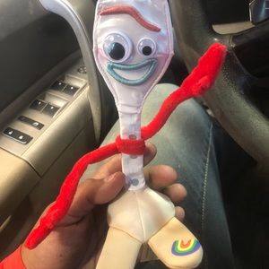 Meet your Posher, Victor